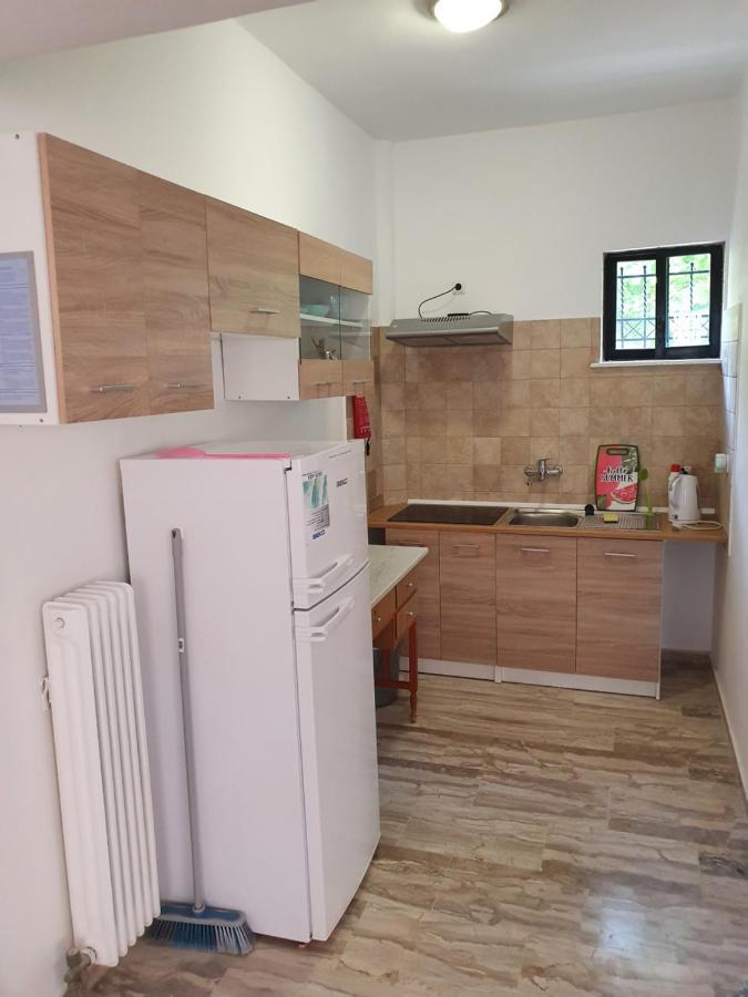 Julia'S Apartment Kalamata Ngoại thất bức ảnh